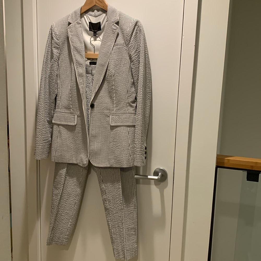 Seersucker pantsuit